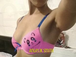 Angelik_Smith