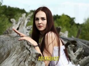 AnikkaHot