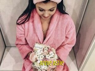 Annie_Astie