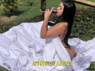 Antonella_James