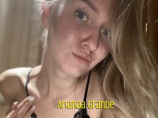 Arianaa_Grande