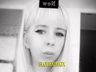 BlondeMiaX