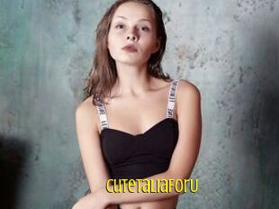 CuteTaliaForU Extraits Jeunes