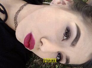 IVY_XOX