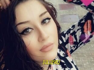 Julia982