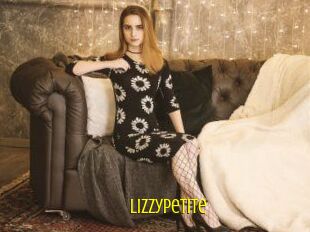LizzyPetite