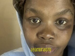 Leandra070