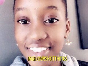 MiaLovesHotthings
