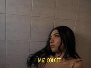 Mia_Colett