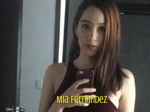 Mia_Fernandez