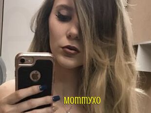 MommyXO