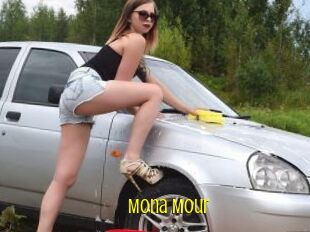 Mona_Mour