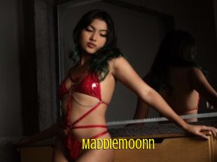 Maddiemoonn