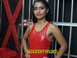NiaVandervelden