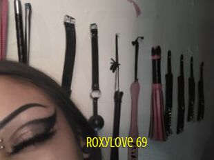 RoxyLove_69