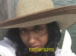 ToniTheTigress Extraits Jeunes