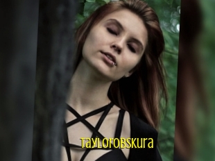 taylorobskura Extraits Jeunes