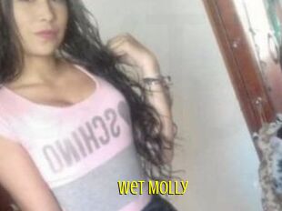 Wet_Molly